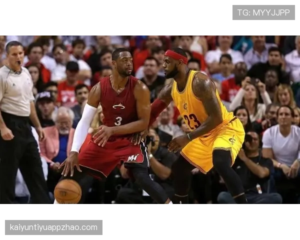 米切尔·罗宾逊通过内线高效防守与挡拆保护，显著提升球队防守稳定性