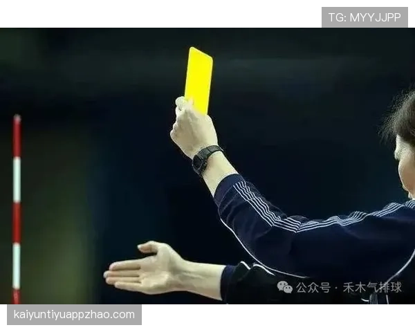 裁判哨音在比赛中的四种含义与重启规则